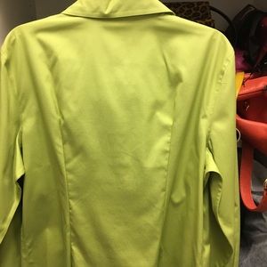 Wrinkle free blouse, never warn, tags attached